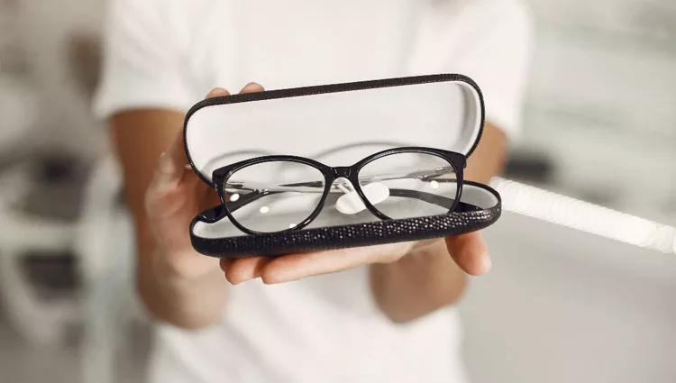 Can Reading Glasses Help Reduce Screen Time-Related Issues?